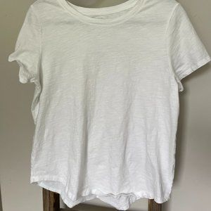 White Basic T-Shirt Old Navy
